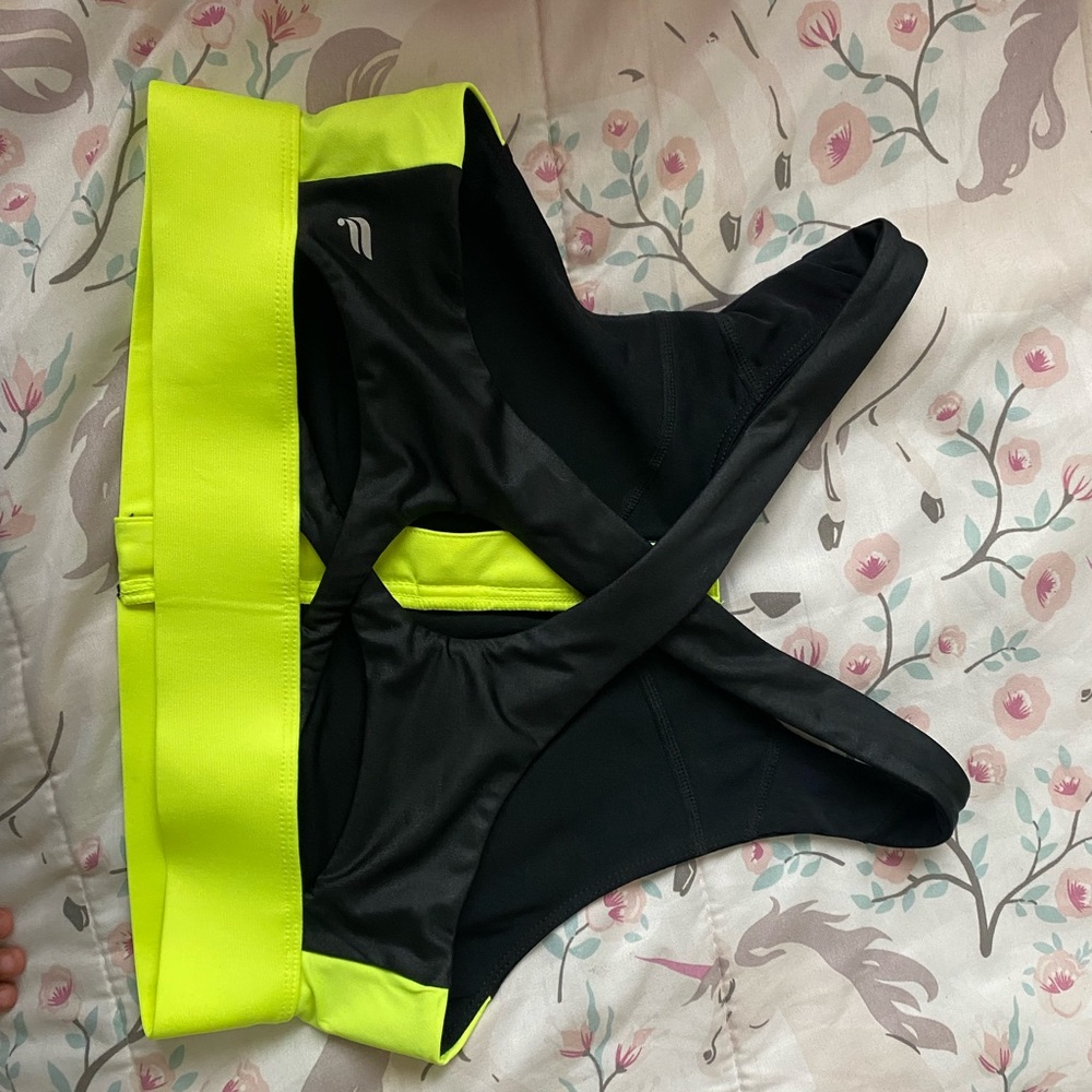 Fabletics bra - Picture 3 of 3